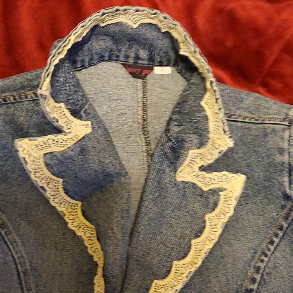 Jean jacket - Picture 2 of 2